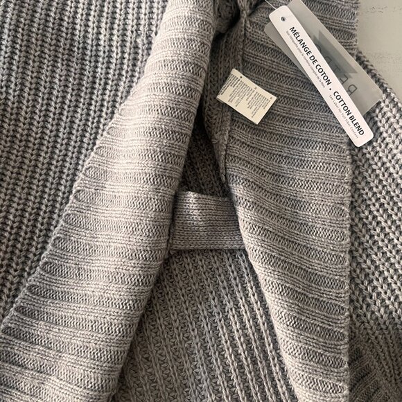 NWT Retrod Gray Long Sleeve Elbow Patch Cowl Neck Poncho Size S - Picture 4 of 4